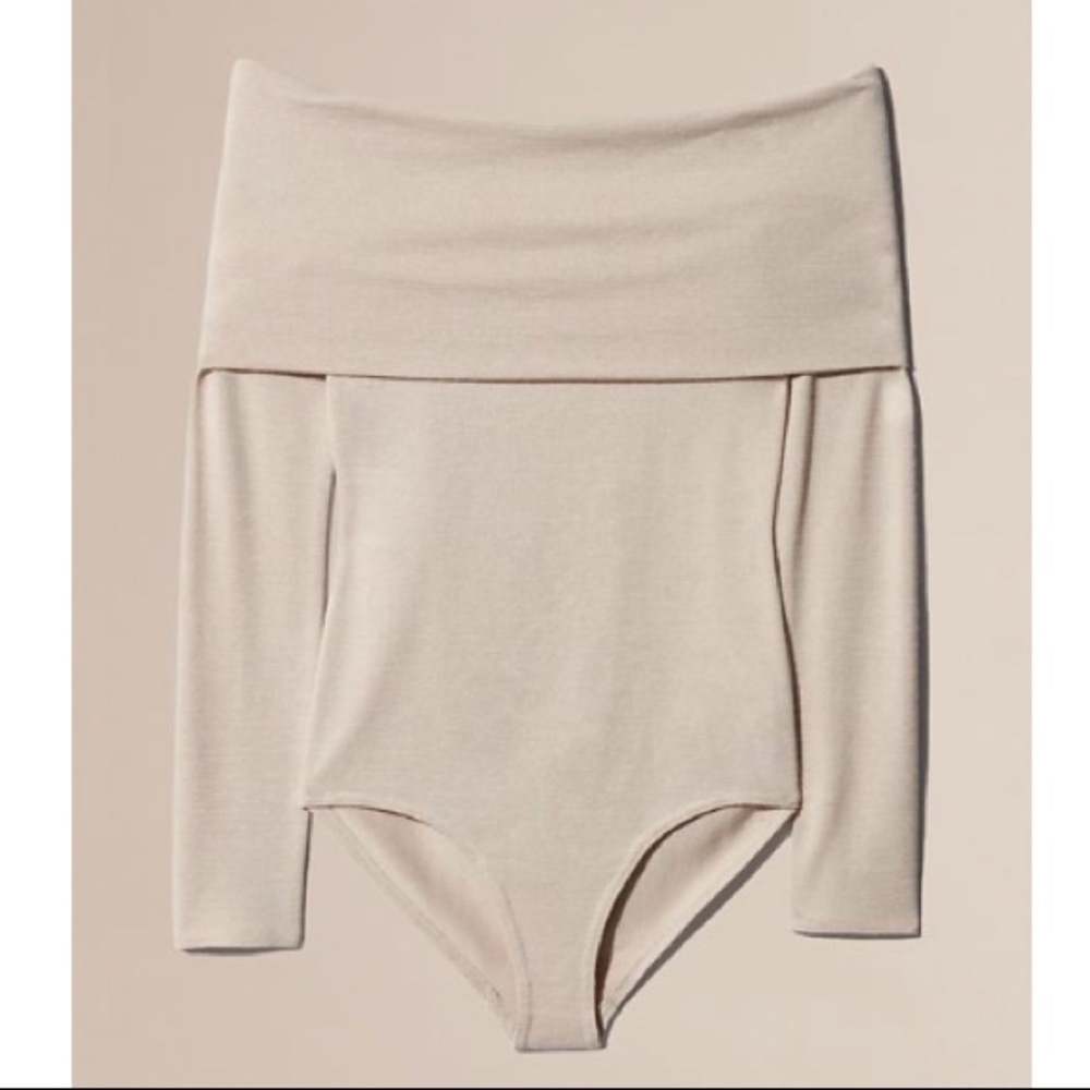 Sold*Aritizia Off-the-shoulder Bodysuit - Picture 1 of 2